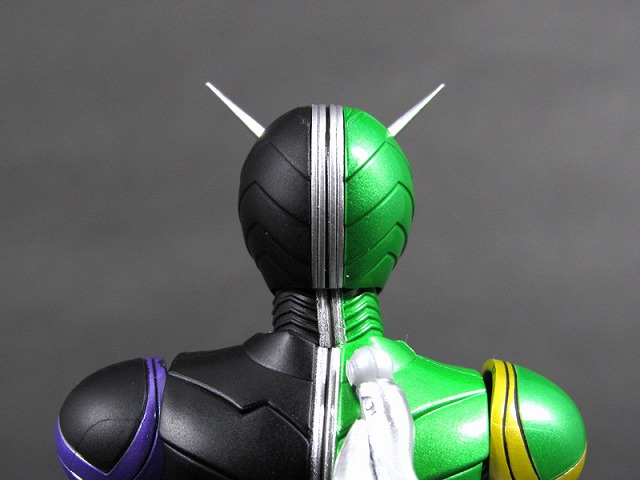 S.H.フィギュアーツ 仮面ライダーW　サイクロンジョーカー　真骨彫製法　レビュー