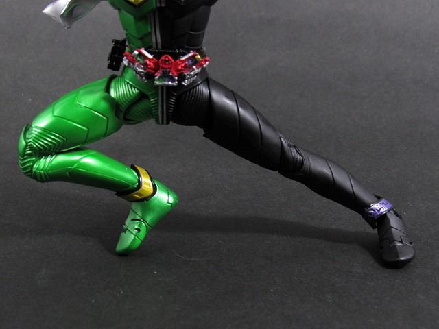 S.H.フィギュアーツ 仮面ライダーW　サイクロンジョーカー　真骨彫製法　レビュー