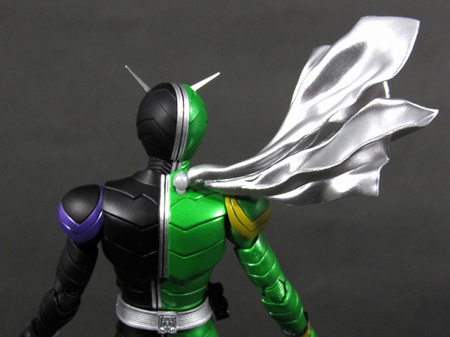 S.H.フィギュアーツ 仮面ライダーW　サイクロンジョーカー　真骨彫製法　レビュー