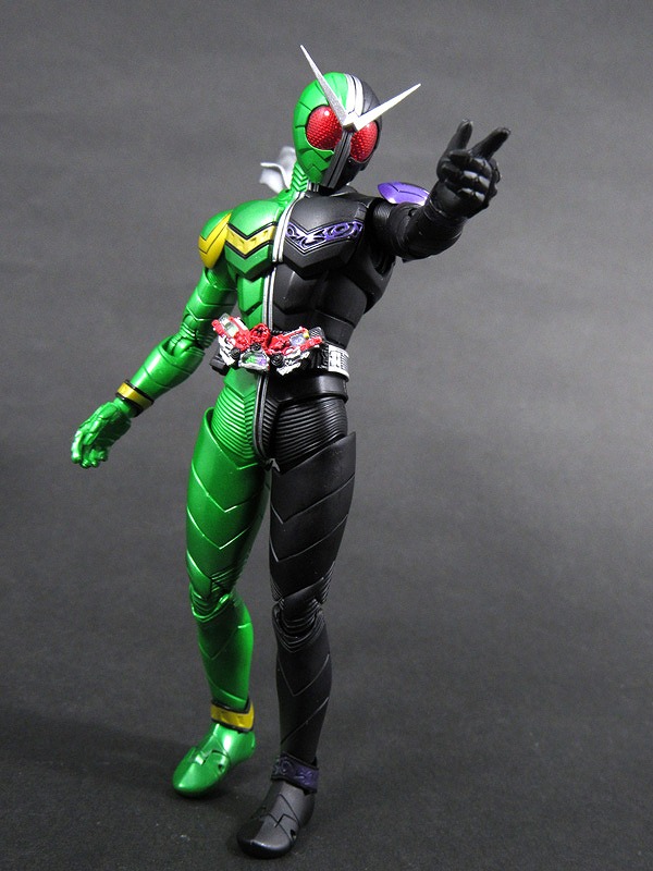 S.H.フィギュアーツ 仮面ライダーW　サイクロンジョーカー　真骨彫製法　レビュー 