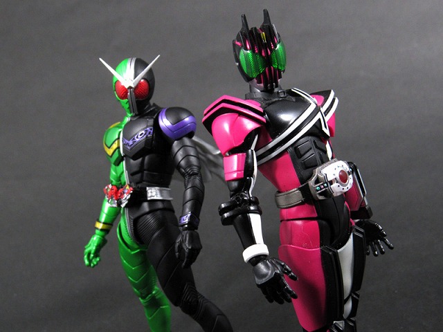 S.H.フィギュアーツ 仮面ライダーW　サイクロンジョーカー　真骨彫製法　レビュー 