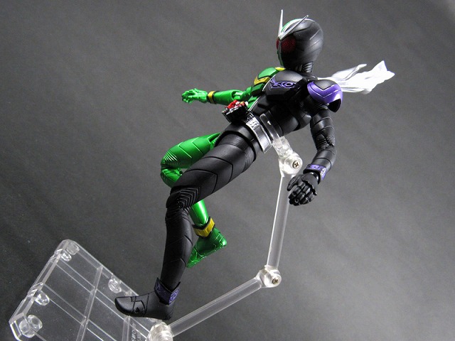 S.H.フィギュアーツ 仮面ライダーW　サイクロンジョーカー　真骨彫製法　レビュー 