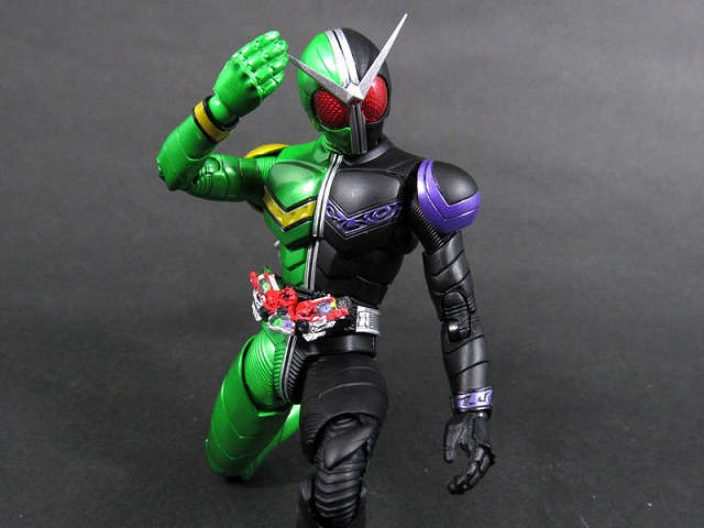 S.H.フィギュアーツ 仮面ライダーW　サイクロンジョーカー　真骨彫製法　レビュー 