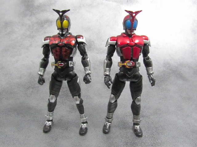 S.H.フィギュアーツ 仮面ライダーダークカブト ライダーフォーム　真骨彫製法　　レビュー