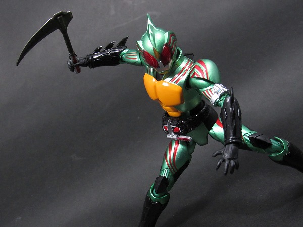 S.H.フィギュアーツ　ジャングレイダー　仮面ライダーアマゾンズ　レビュー