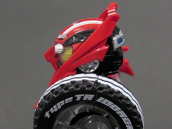 S.H.フィギュアーツ　仮面ライダードライブ タイプトライドロン タイヤカキマゼールセット　レビュー