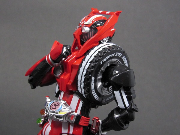 S.H.フィギュアーツ　仮面ライダードライブ タイプトライドロン タイヤカキマゼールセット　レビュー 
