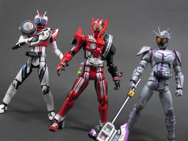 S.H.フィギュアーツ　仮面ライダードライブ タイプトライドロン タイヤカキマゼールセット　レビュー