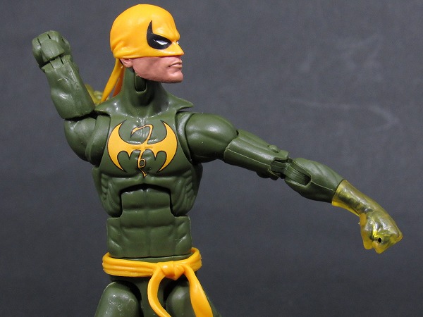 マーベルレジェンド　MARVEL LEGENDS　アイアンフィスト IRONFIST　レビュー　可動