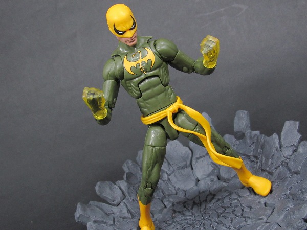 マーベルレジェンド　MARVEL LEGENDS　アイアンフィスト IRONFIST　レビュー　アクション