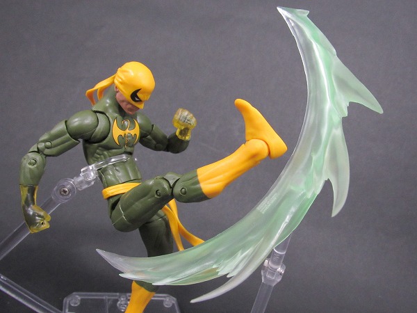 マーベルレジェンド　MARVEL LEGENDS　アイアンフィスト IRONFIST　レビュー　アクション