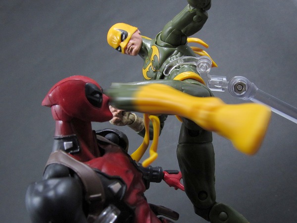 マーベルレジェンド　MARVEL LEGENDS　アイアンフィスト IRONFIST　レビュー　アクション