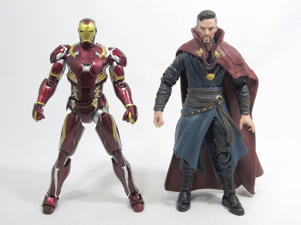 マーベルレジェンド　ドクターストレンジ　MARVEL LEGENDS　DOCTOR STRANGE　レビュー　全身