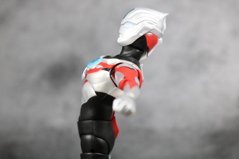 S.H.フィギュアーツ　ウルトラマンオーブオリジン　レビュー