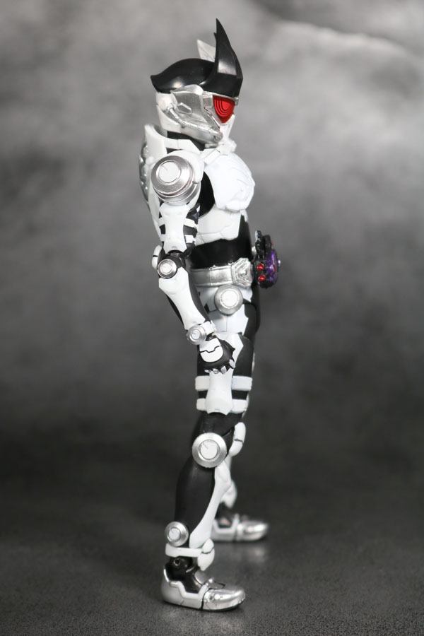 S.H.フィギュアーツ 仮面ライダーゲンム ゾンビゲーマー レベルX レビュー