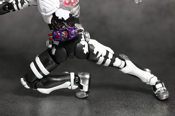 S.H.フィギュアーツ 仮面ライダーゲンム ゾンビゲーマー レベルX レビュー