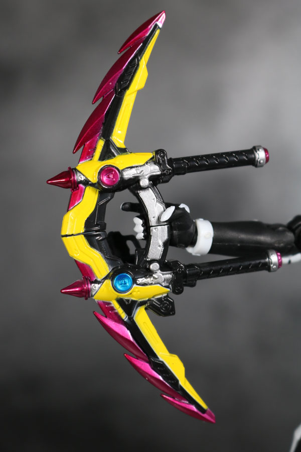 S.H.フィギュアーツ 仮面ライダーゲンム ゾンビゲーマー レベルX レビュー