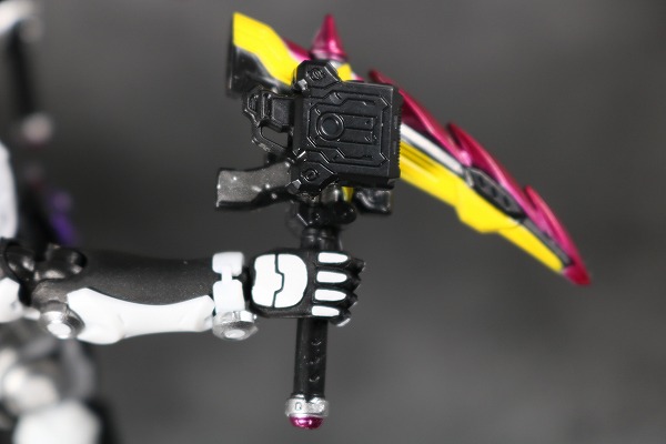 S.H.フィギュアーツ 仮面ライダーゲンム ゾンビゲーマー レベルX レビュー