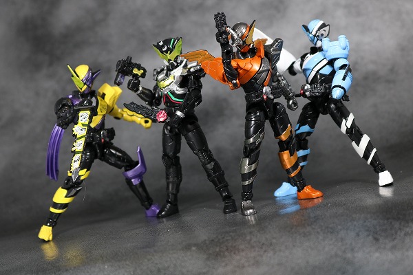 創動　仮面ライダービルド　BUILD2 ホークガトリング　ニンニンコミック　ロケットパンダ　ナイトローグ　レビュー  