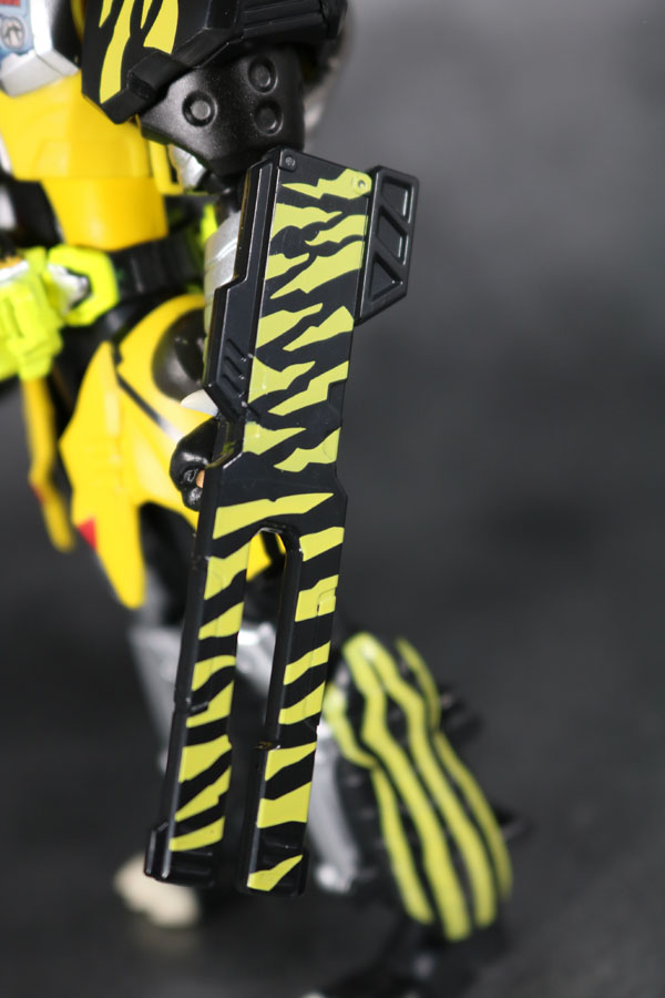 S.H.フィギュアーツ 仮面ライダーレーザー ハンターバイクゲーマ― レベル5 レビュー 全身