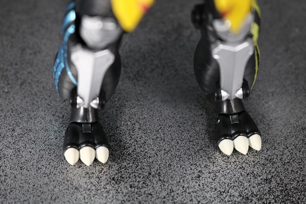 S.H.フィギュアーツ 仮面ライダーレーザー ハンターバイクゲーマ― レベル5 レビュー 全身