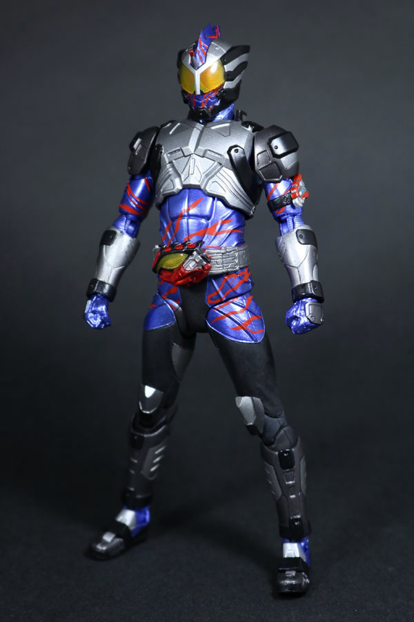 S.H.フィギュアーツ　仮面ライダーアマゾンネオ　Amazon限定版　レビュー　全身