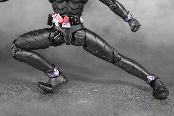 S.H.フィギュアーツ　仮面ライダージョーカー　真骨彫製法　レビュー　可動 
