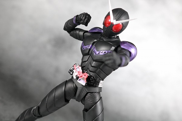 S.H.フィギュアーツ　仮面ライダージョーカー　真骨彫製法　レビュー　アクション 