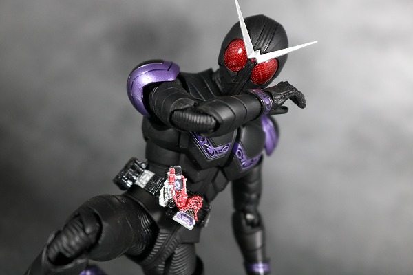 S.H.フィギュアーツ　仮面ライダージョーカー　真骨彫製法　レビュー　アクション 