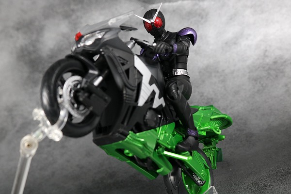 S.H.フィギュアーツ　仮面ライダージョーカー　真骨彫製法　レビュー　アクション 