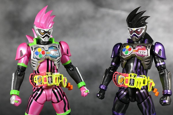 S.H.フィギュアーツ 仮面ライダーゲンム アクションゲーマー レベル2 スポーツゲーマ レビュー 全身