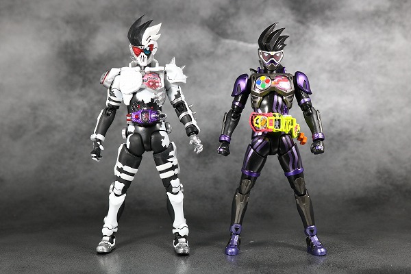 S.H.フィギュアーツ 仮面ライダーゲンム アクションゲーマー レベル2 スポーツゲーマ レビュー 全身