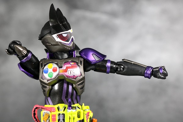S.H.フィギュアーツ 仮面ライダーゲンム アクションゲーマー レベル2 スポーツゲーマ レビュー 可動