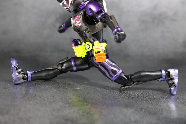 S.H.フィギュアーツ 仮面ライダーゲンム アクションゲーマー レベル2 スポーツゲーマ レビュー 可動
