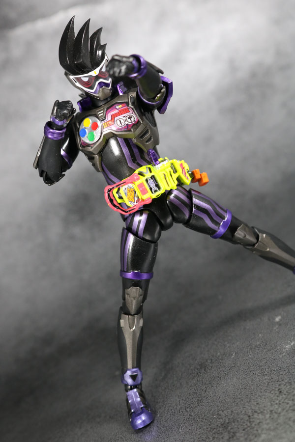 S.H.フィギュアーツ 仮面ライダーゲンム アクションゲーマー レベル2 スポーツゲーマ レビュー アクション