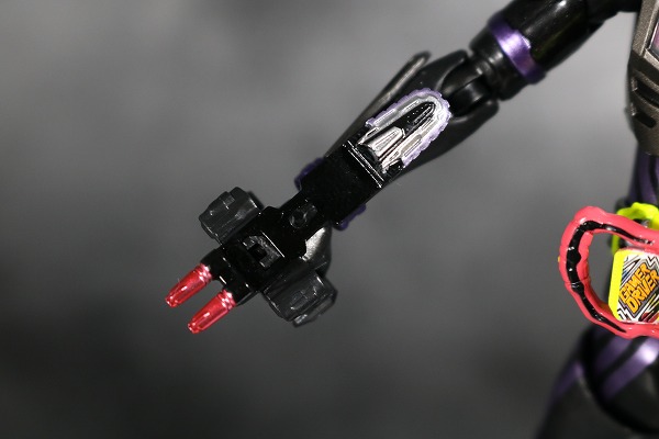 S.H.フィギュアーツ 仮面ライダーゲンム アクションゲーマー レベル2 スポーツゲーマ レビュー 付属品