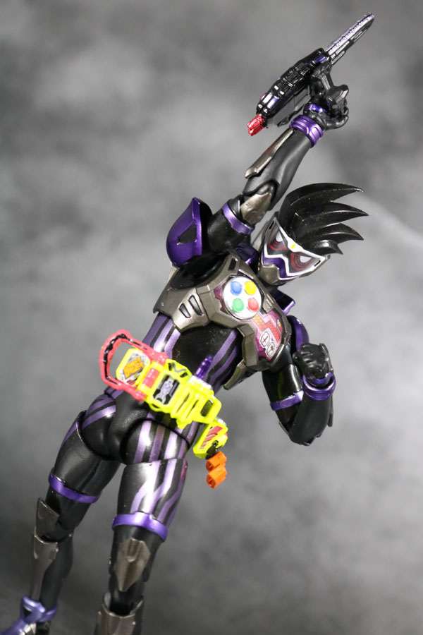 S.H.フィギュアーツ 仮面ライダーゲンム アクションゲーマー レベル2 スポーツゲーマ レビュー アクション