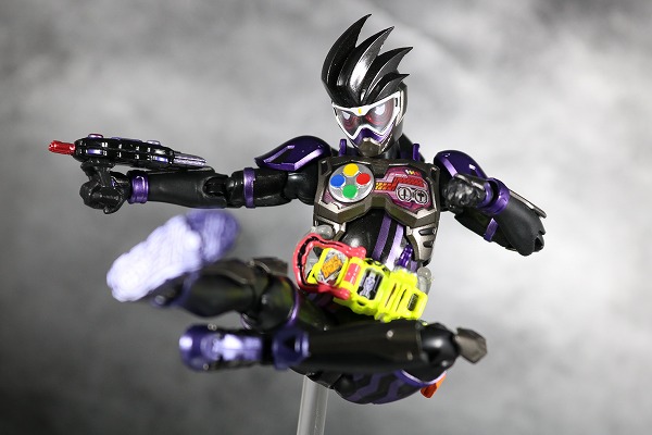 S.H.フィギュアーツ 仮面ライダーゲンム アクションゲーマー レベル2 スポーツゲーマ レビュー アクション
