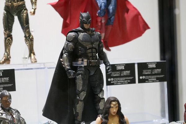 東京コミコン　2017　メディコム・トイ　ジャスティスリーグ　タクティカルスーツバットマン