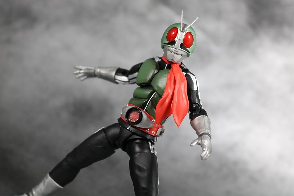 S.H.フィギュアーツ　仮面ライダー新1号　真骨彫製法　レビュー　アクション 