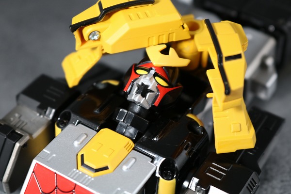 超合金魂　レオパルドン　マーベラー　変形　レビュー