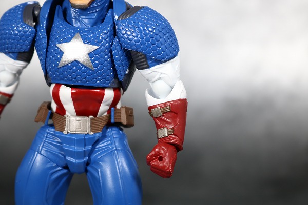 リボルテック　アメイジングヤマグチ　Amazing Ymaguchi　キャプテンアメリカ　レビュー　全身