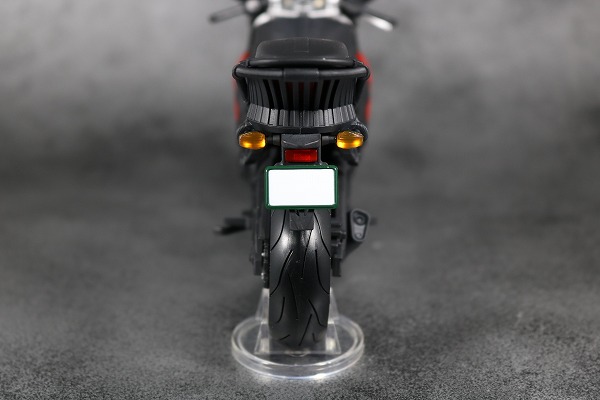 S.H.フィギュアーツ　スカルボイルダー　リニューアル　仮面ライダースカル　レビュー　全身