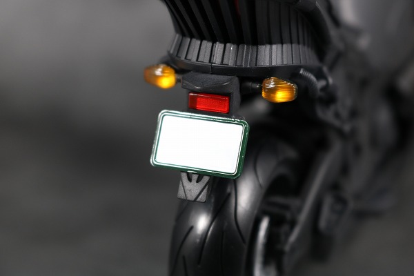 S.H.フィギュアーツ　スカルボイルダー　リニューアル　仮面ライダースカル　レビュー　全身