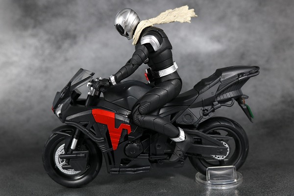 S.H.フィギュアーツ　スカルボイルダー　リニューアル　仮面ライダースカル　レビュー　全身