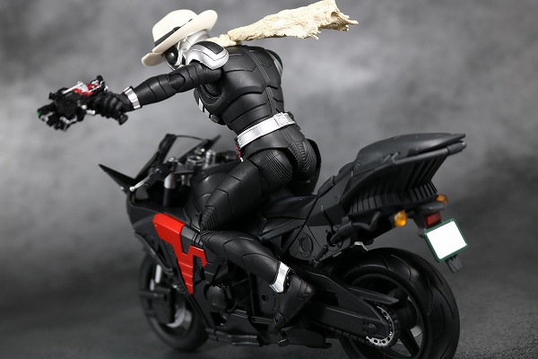 S.H.フィギュアーツ　スカルボイルダー　リニューアル　仮面ライダースカル　レビュー　アクション