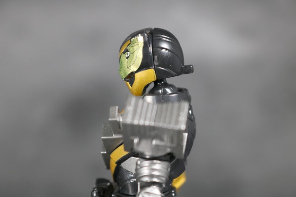 創動　仮面ライダービルド　クマテレビ　レビュー　全身