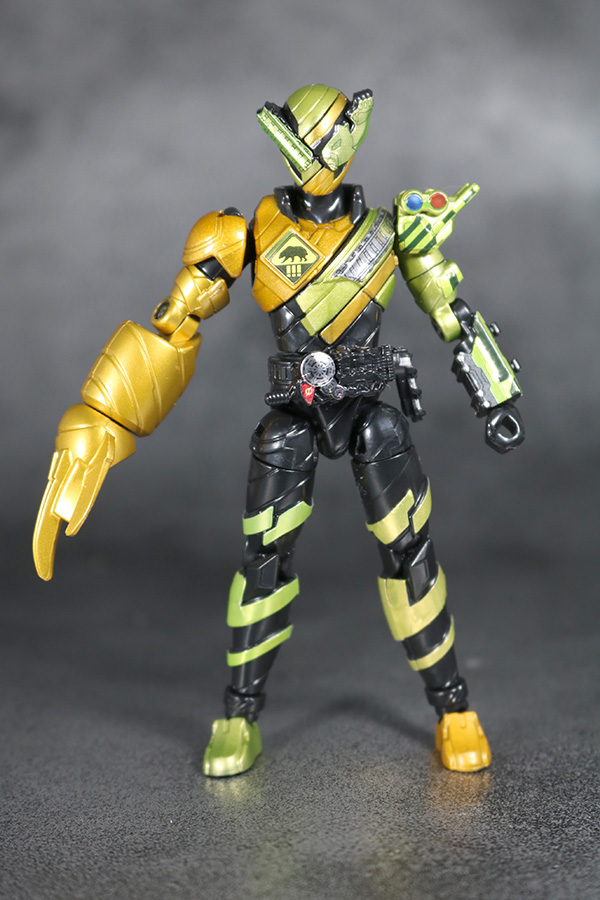 創動　仮面ライダービルド　クマテレビ　クマデンシャ　レビュー　全身