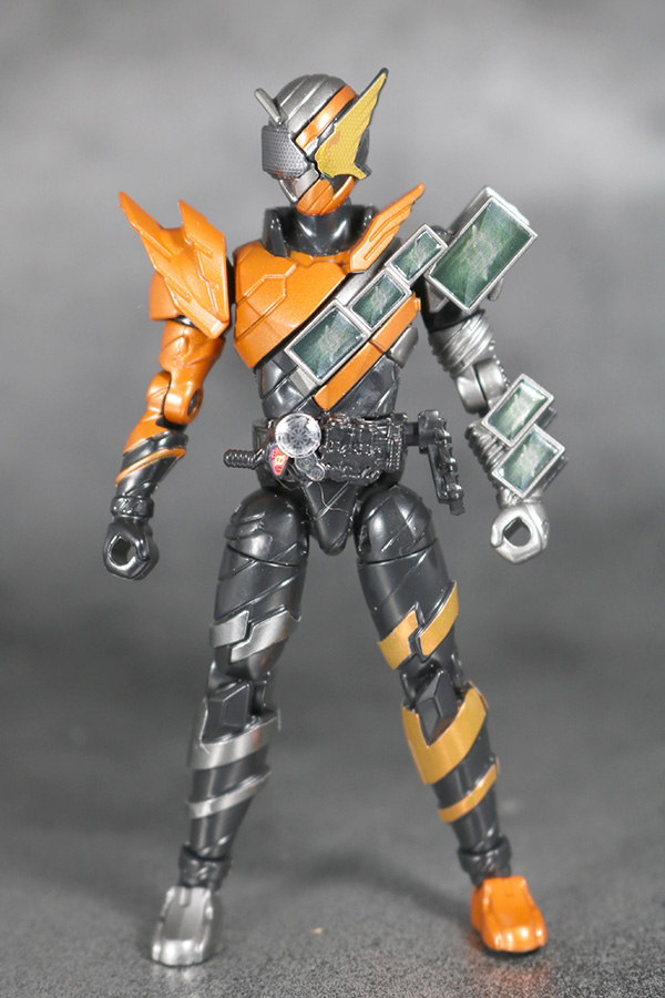 創動　仮面ライダービルド　クマテレビ　タカテレビ　レビュー　全身