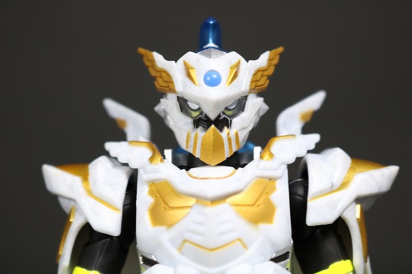 S.H.フィギュアーツ 仮面ライダーブレイブ レガシーゲーマー レベル100 レビュー 全身